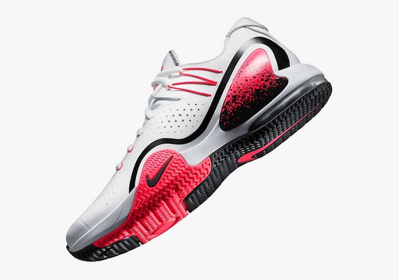 NikeCourt Tech Challenge3-min.jpg NikeCourt Tech Challenge3-min.jpg