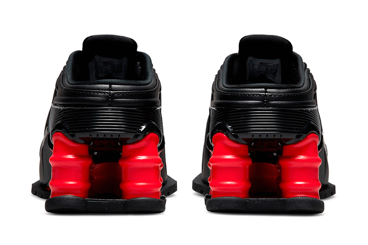 Nike Shox MR4 5-min.png Nike Shox MR4 5-min.png