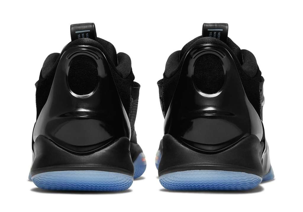 Nike2.jpg Nike2.jpg