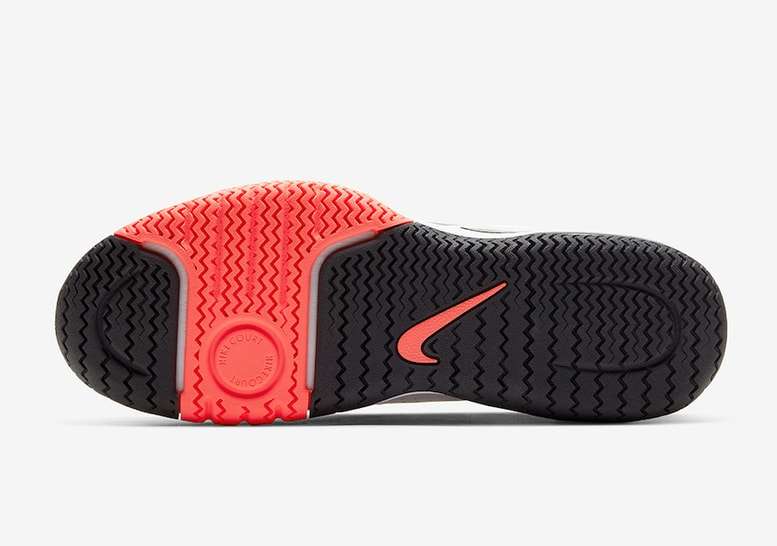 NikeCourt Tech Challenge9-min.jpg NikeCourt Tech Challenge9-min.jpg